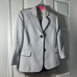 Stresa ASL Petite Suit Black pants with checkered jacket